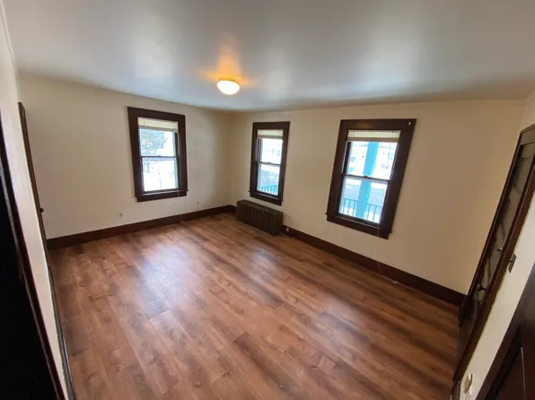 10 Thompson St #1, Pt Jervis, NY 12771