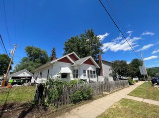 215 E Wisconsin St, Prairie Du Chien, WI 53821