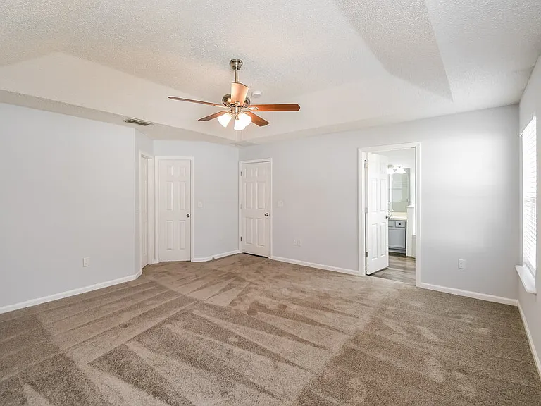 8030 Welbeck Ln — Photo 11