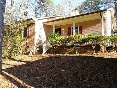 2nd image of 24 Burgess Ln