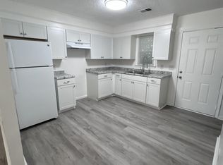 805 Central Dr, West Columbia, SC 29169