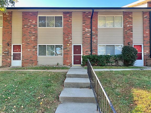 2nd image of 9076 Villaridge Ct