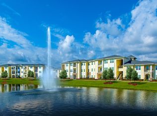 5515 1st Ave E APT 102, Bradenton, FL 34208