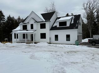 58 Black Brook Rd, Goffstown, NH 03045