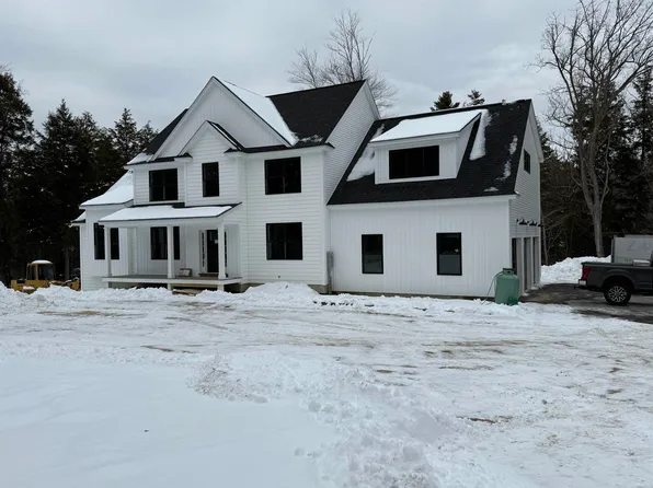 58 Black Brook Road, Goffstown, NH 03045