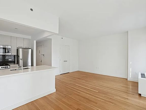2nd image of 501 E 74th St APT 3D
