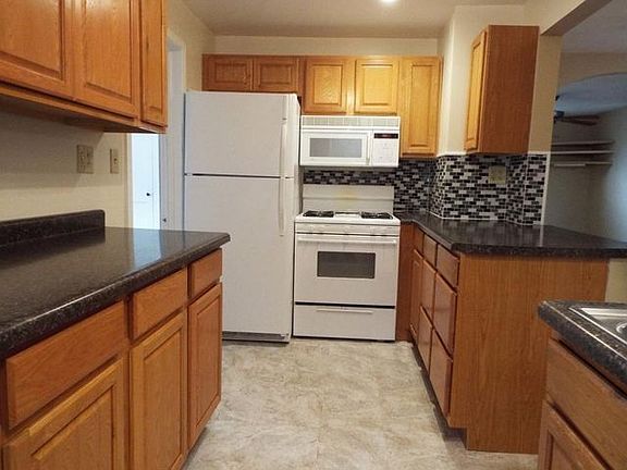 Brand New Kitchen + Appliances