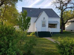 100 3rd St NE, Beulah, ND 58523