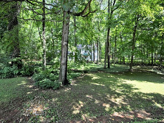 4th image of 1603 Deerfield Dr