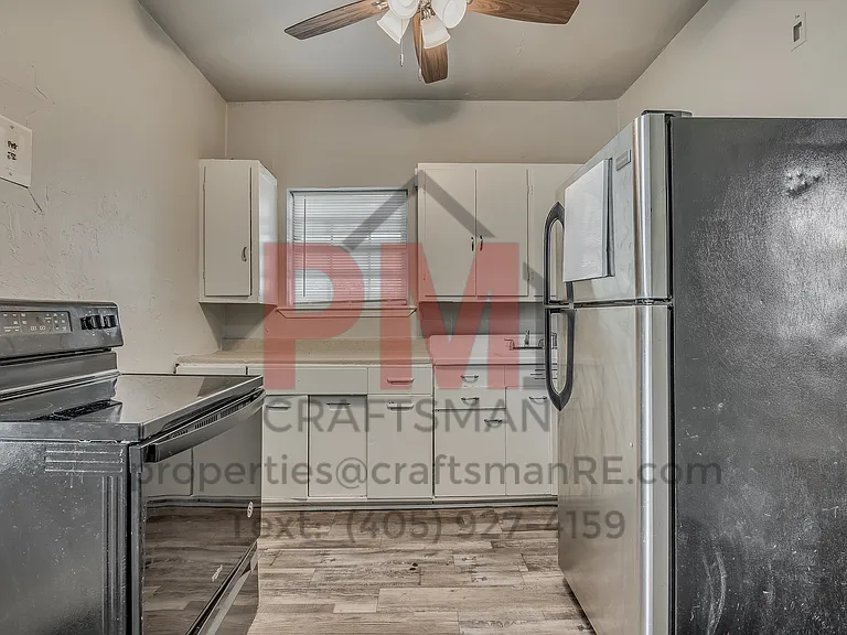 1226 NW 8th St — Photo 24