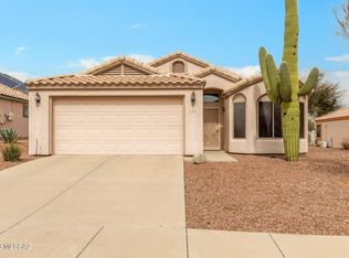 450 W Rio Sinaloa, Green Valley, AZ 85614