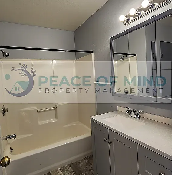 700 13th St S #6 — Photo 5