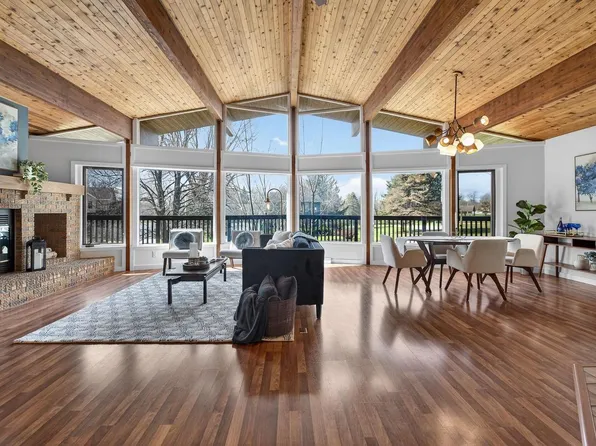 700 Reid Drive, Mount Horeb, WI 53572