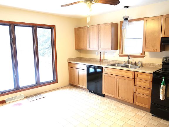 4th image of 5607 Twin Lane Rd