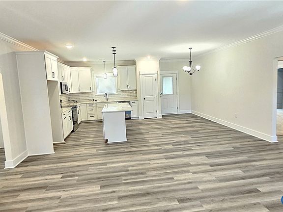 5th image of 216 Millstone Way