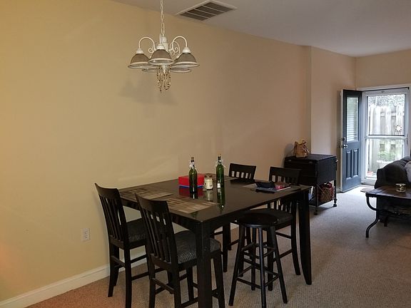 3rd image of 112 Rochelle Dr Unit 205