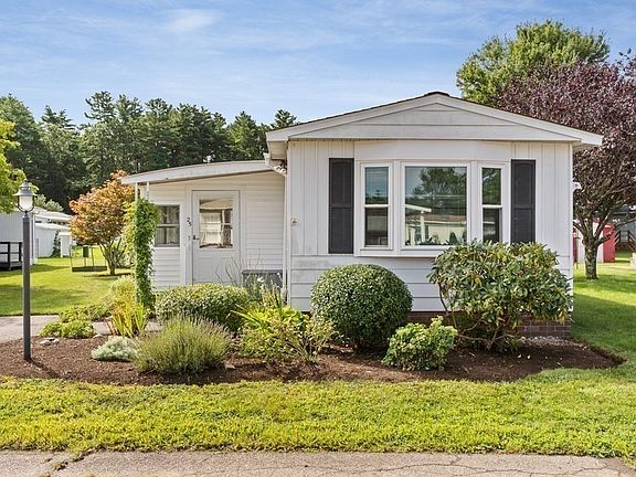 2nd image of 25 Garden Ln