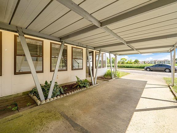 5th image of 6220 Hoss Ln