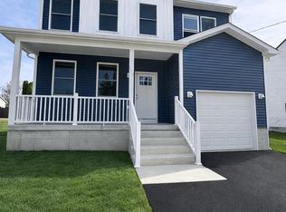 229 Ridge Ave, Blackwood, NJ 08012