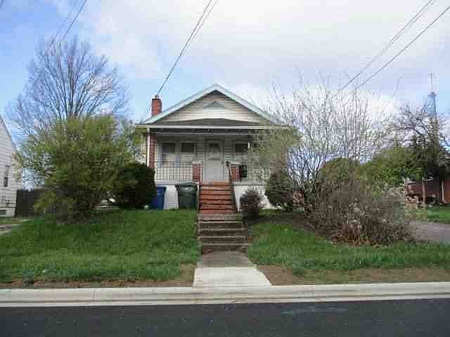 1st image of 3113 Medina Ave