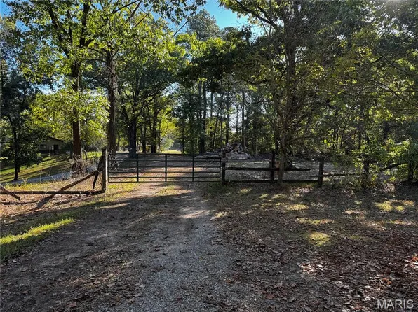 134 Witch Hollow Rd, Makanda, IL 62958