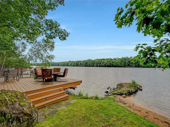 284 Four Seasons Dr, Drums, PA 18222