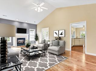 1004 W Mandevilla Ct, Wilmington, NC 28409