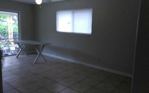 4th image of 2402 Catalo Ln
