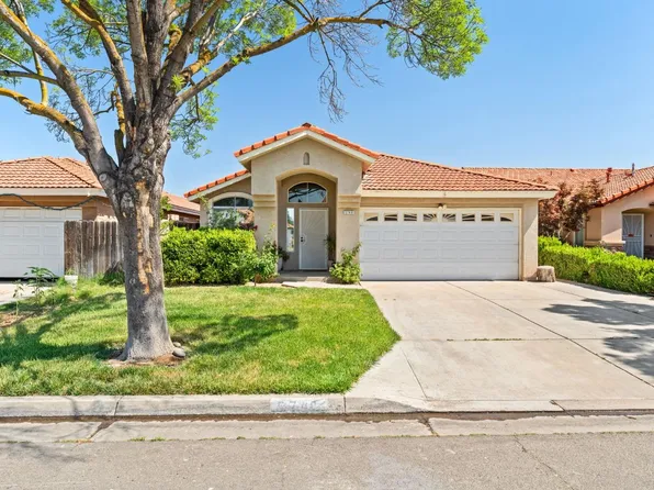 5746 W Sample Ave, Fresno, CA 93722