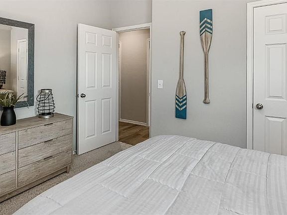 2nd image of 310 Bandit Cove Ct #310