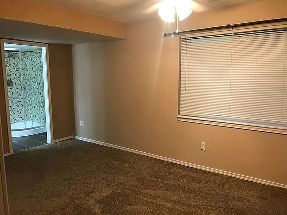 Basement Bedroom w/ bath
