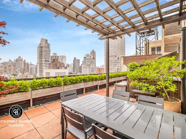 215 East 79th Street 7E image 7 of 7