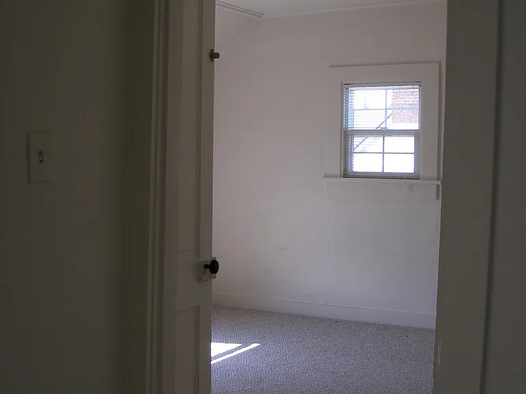 2706 Humboldt St — Photo 7