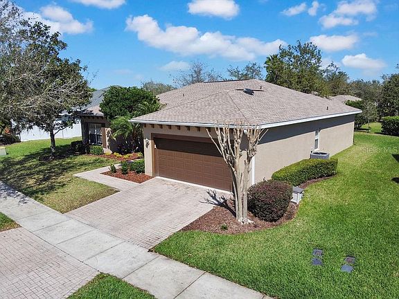3rd image of 223 Sand Piper Dr