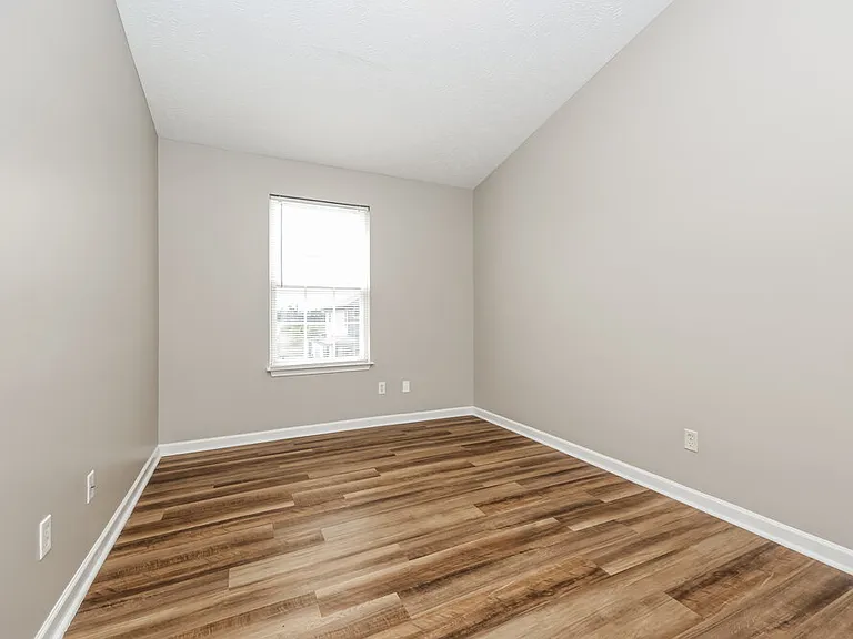 4060 George Buchanan Dr — Photo 15