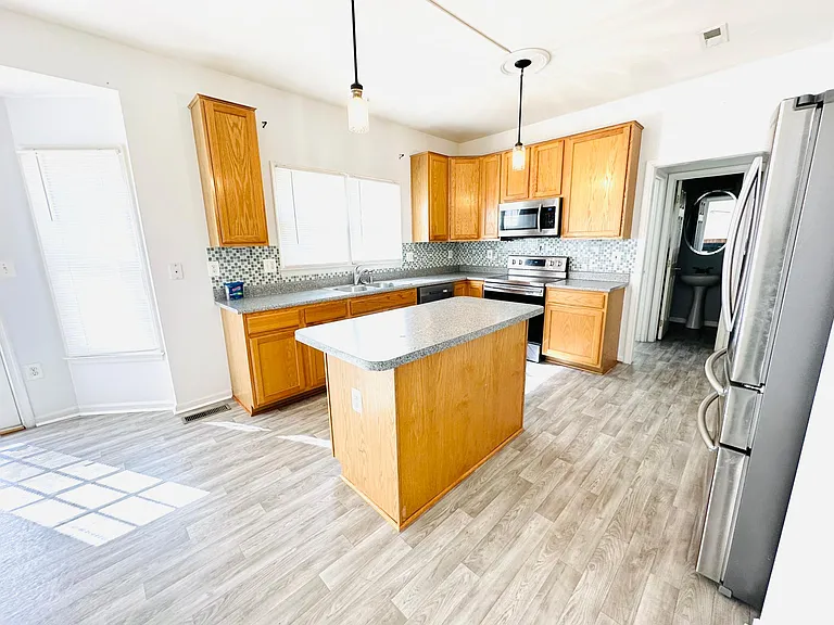 19 Sunrise Valley Ct — Photo 9