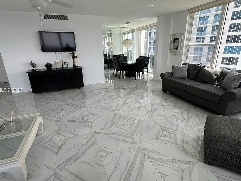 3505 S Ocean Dr #1201 — Photo 4