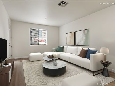 1106 Scholarship, Irvine, CA, 92612