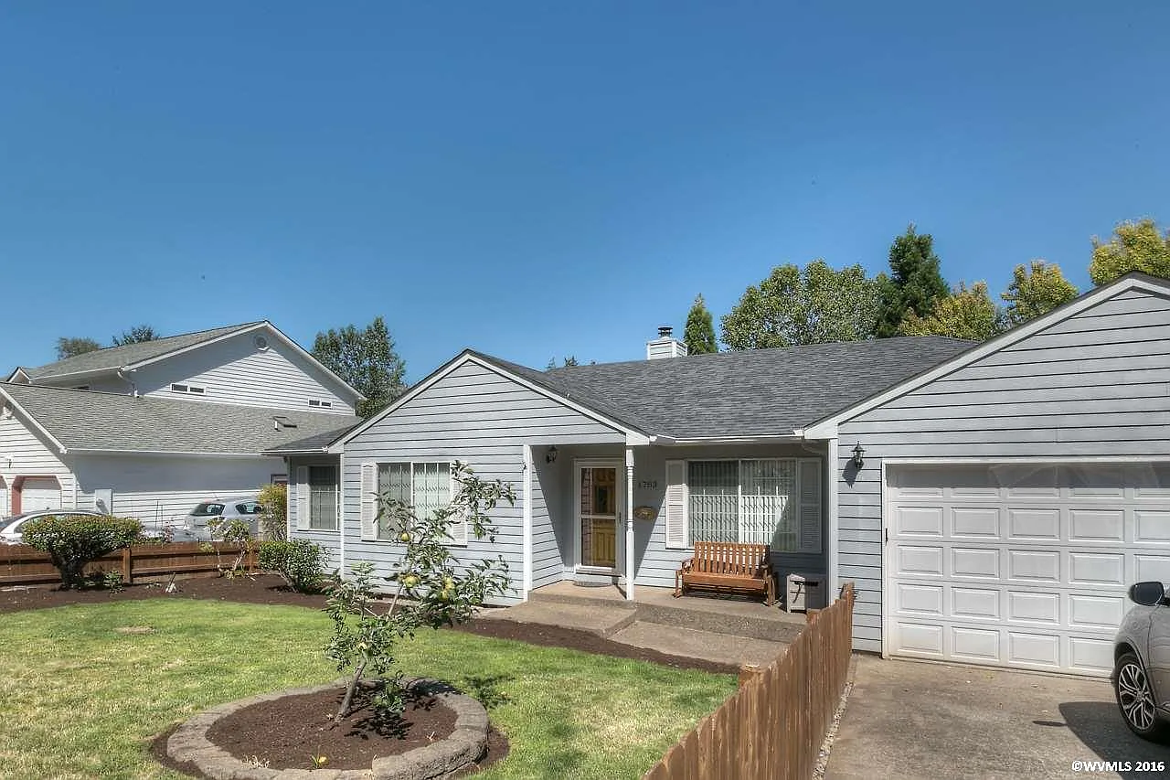 1783 Sunburst Ter NW photo 1