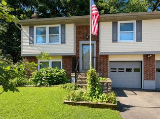 5109 Volney Ct, Louisville, KY 40291