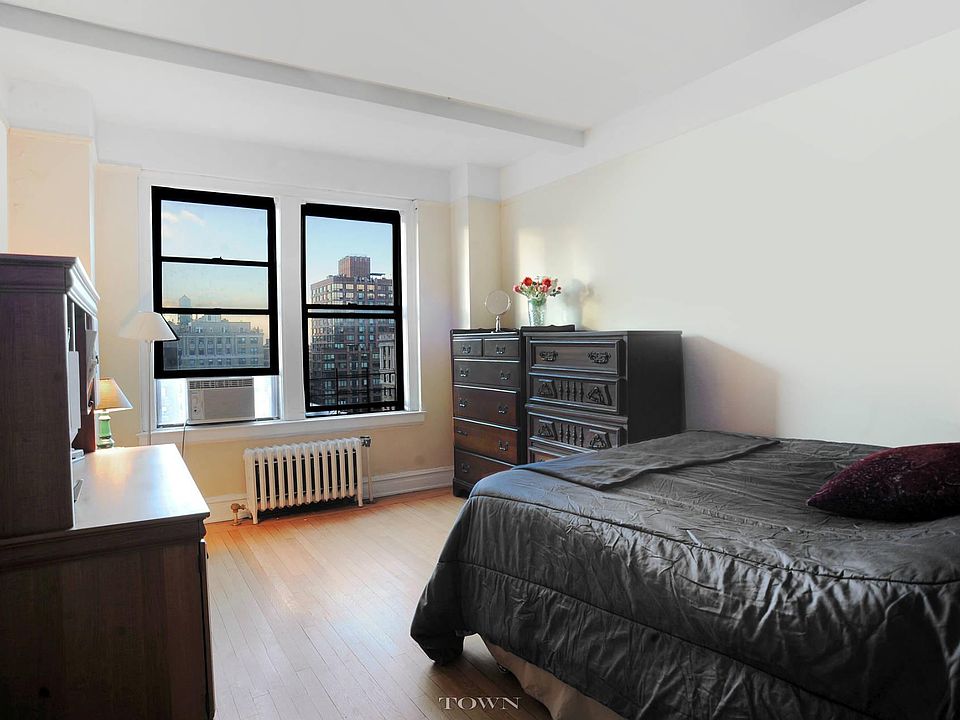 2nd image of 681 Amsterdam Ave #12B