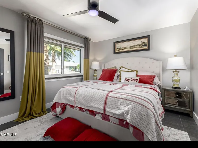 13139 W Seville Dr — Photo 10