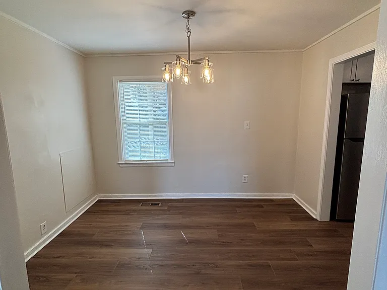 4201 Hawthorne Ave SW — Photo 11