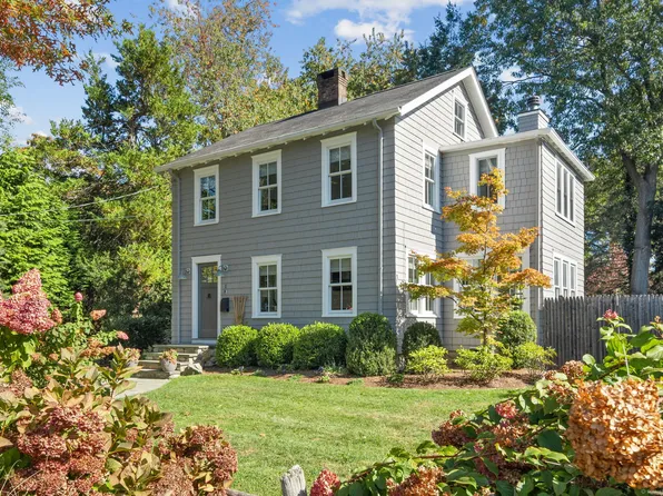 1 Crest Road, Norwalk, CT 06853