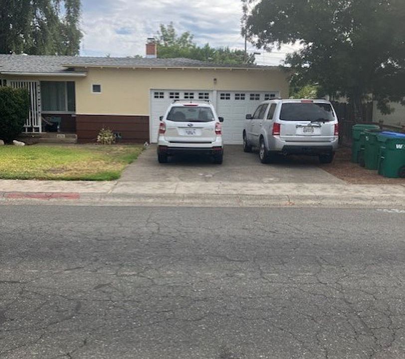1st image of 870 Moss Ave