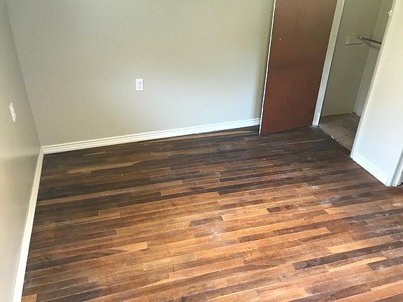 Smaller bedroom