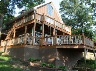 981 Breezy Bluff Dr, Galesburg, IL 61401