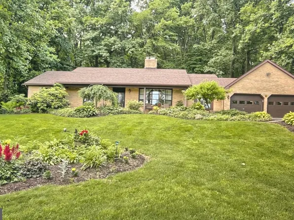 112 Sunnyfield Dr, Fleetwood, PA 19522