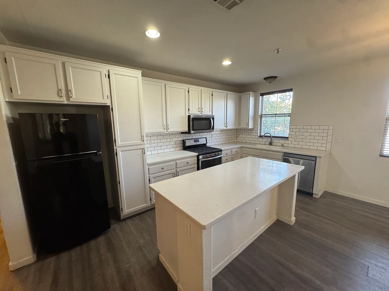 1409 Paseo Orion — Photo 3