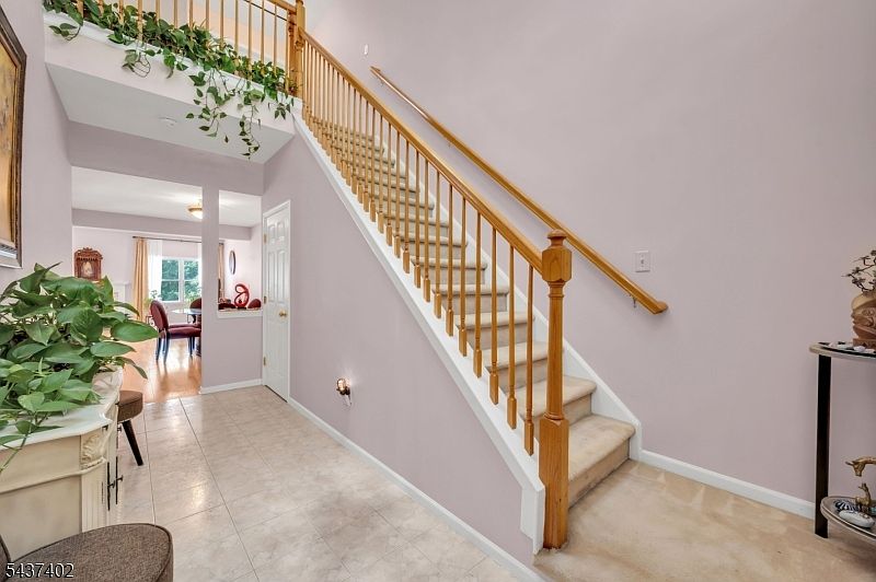 286 Summerhill Dr, Morris Plains, NJ 07950 | MLS #4032664 | Zillow
